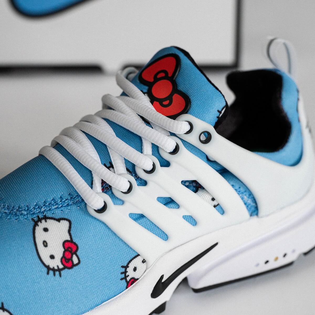 Nike x Hello Kitty Air Presto QS - University Blue / Black / White / Light Crimson - DV3770-400