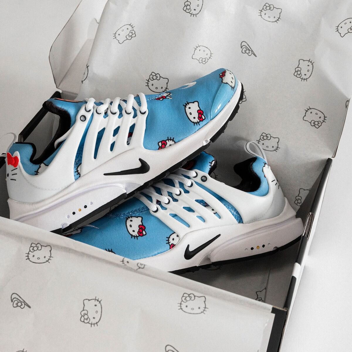 Nike x Hello Kitty Air Presto QS - University Blue / Black / White / Light Crimson - DV3770-400
