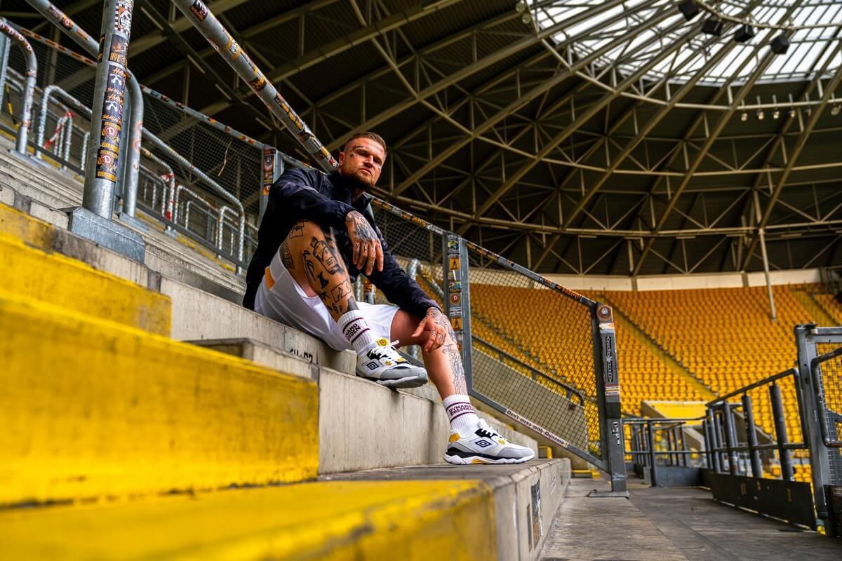 Umbro x Dynamo Dresden x Schrittmacher Stadium Runner