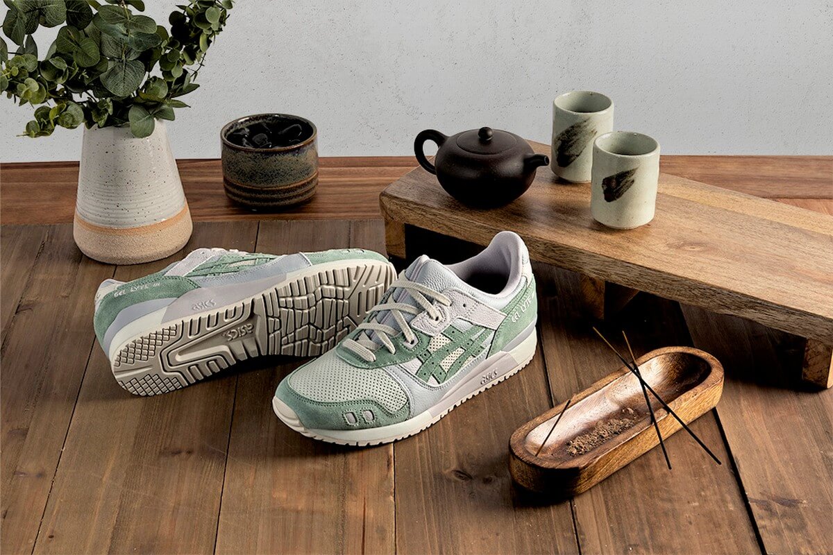 ASICS SportStyle - Gel-Lyte III - "Kodo Pack" - Light Sage/Slate Grey - 1201A582-020