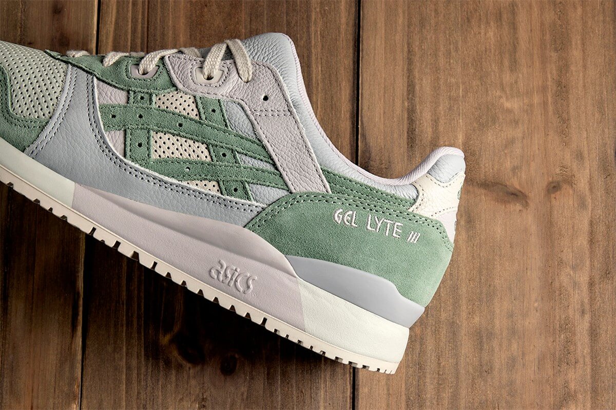 ASICS SportStyle - Gel-Lyte III - "Kodo Pack" - Light Sage/Slate Grey - 1201A582-020