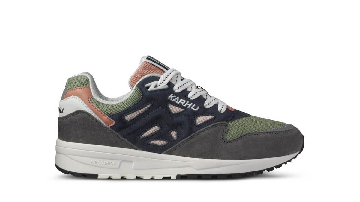 Karhu – Legacy 96 - Gunmetal / India Ink - F806041
