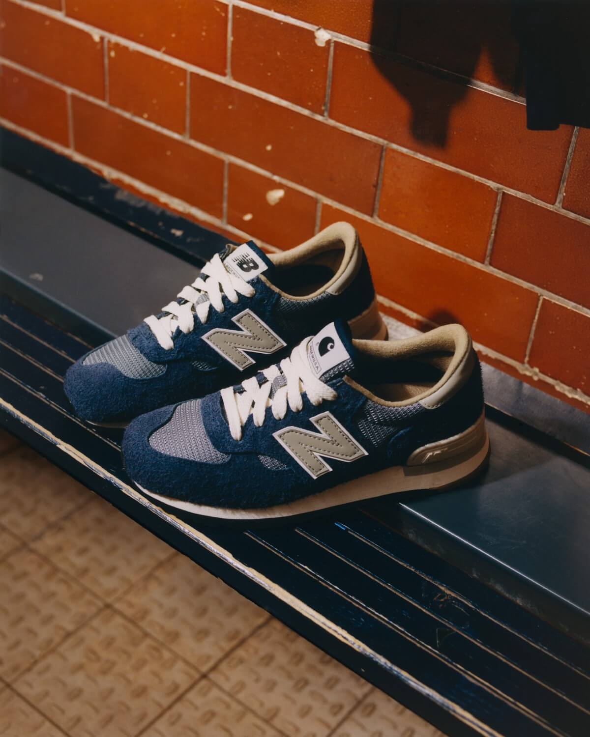 New Balance x Carhartt - M990CH1 - Made in USA - Dark Navy/Pussywillow Grey