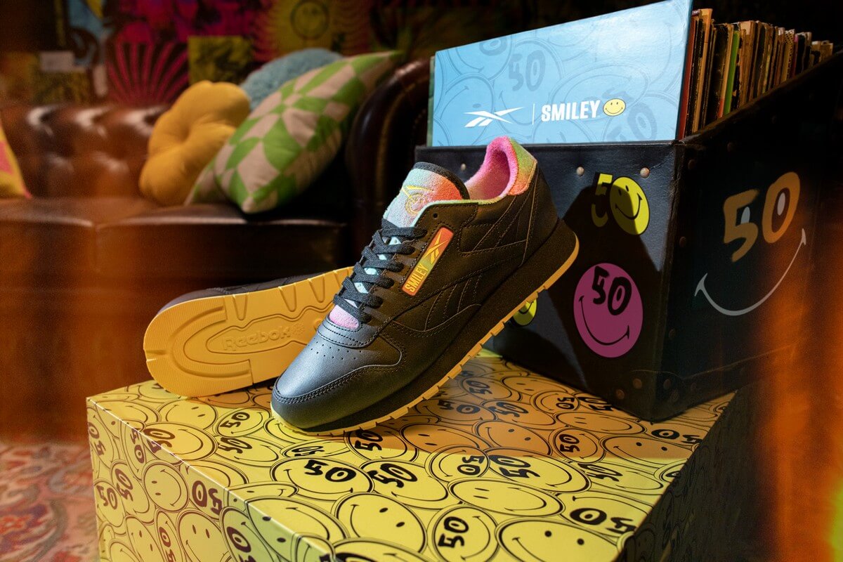 Reebok x SMILEY Classic Leather Black