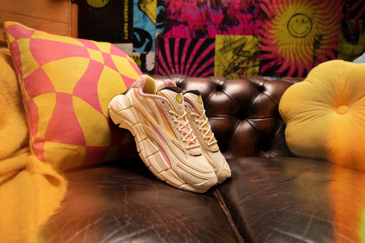 Reebok x SMILEY Zig Kinetica 2.5