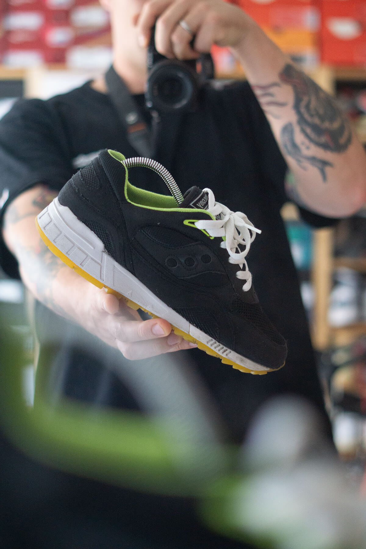 Saucony - Shadow 90 - Black/Lemon - 70037-2