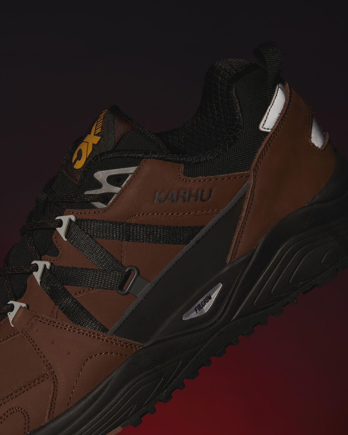 Karhu Fusion XC Aztec, Gun Metal & Abbey Stone