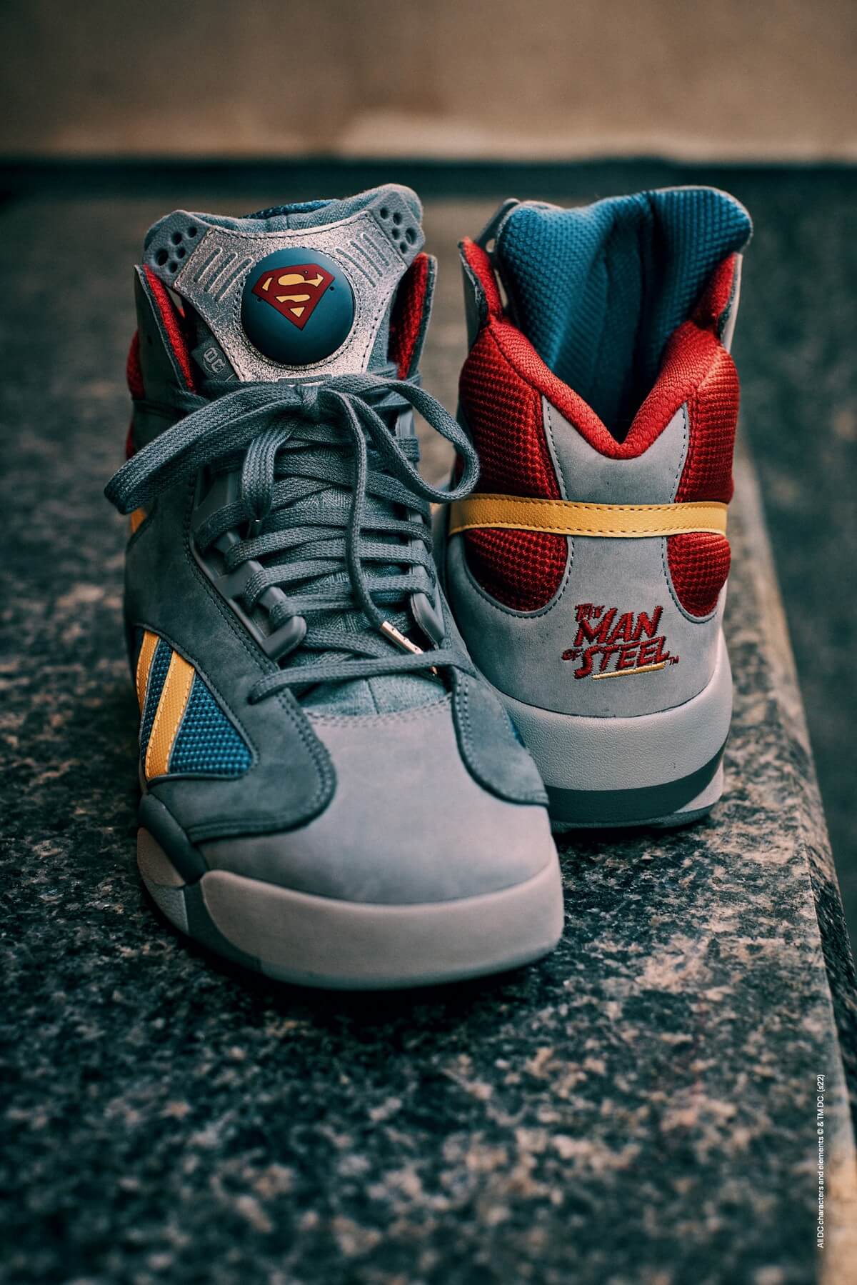 Reebok x Warner Bros. DC "Good vs. Evil" - Shaq Attaq "Man of Steel / Superman" - HQ4587