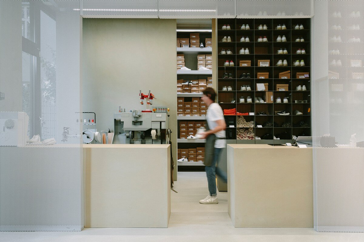 VEJA Sneaker Reparatur in Berlin