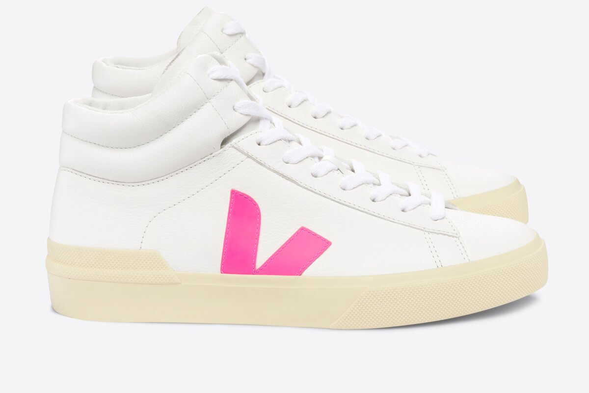 VEJA Minotaur Extra White / Sari / Butter