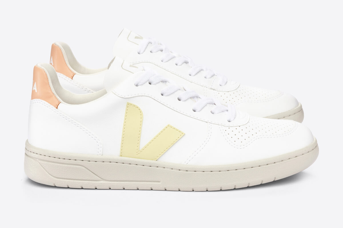 VEJA V-10 White / Sun / Peach