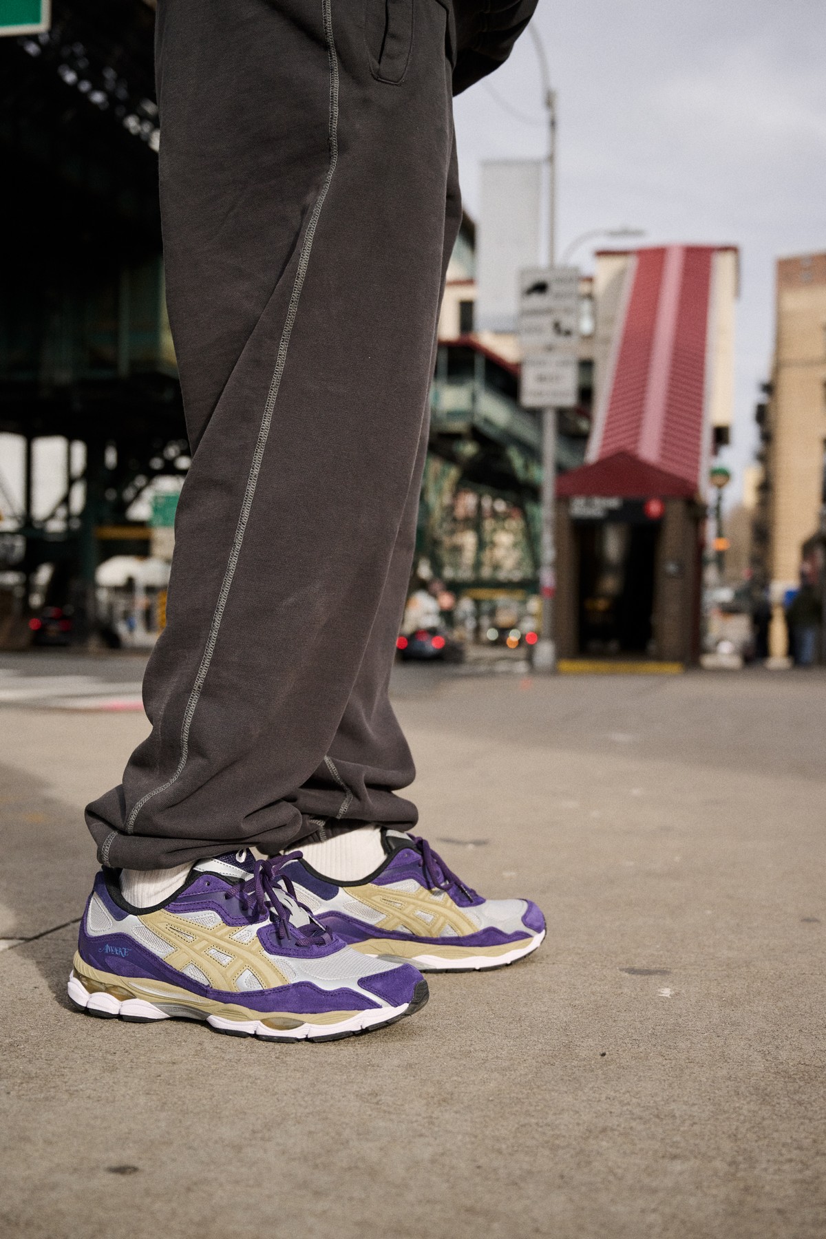 ASICS SportStyle x AWAKE NY - Gel-NYC - Purple/Gold - 1201A850-020