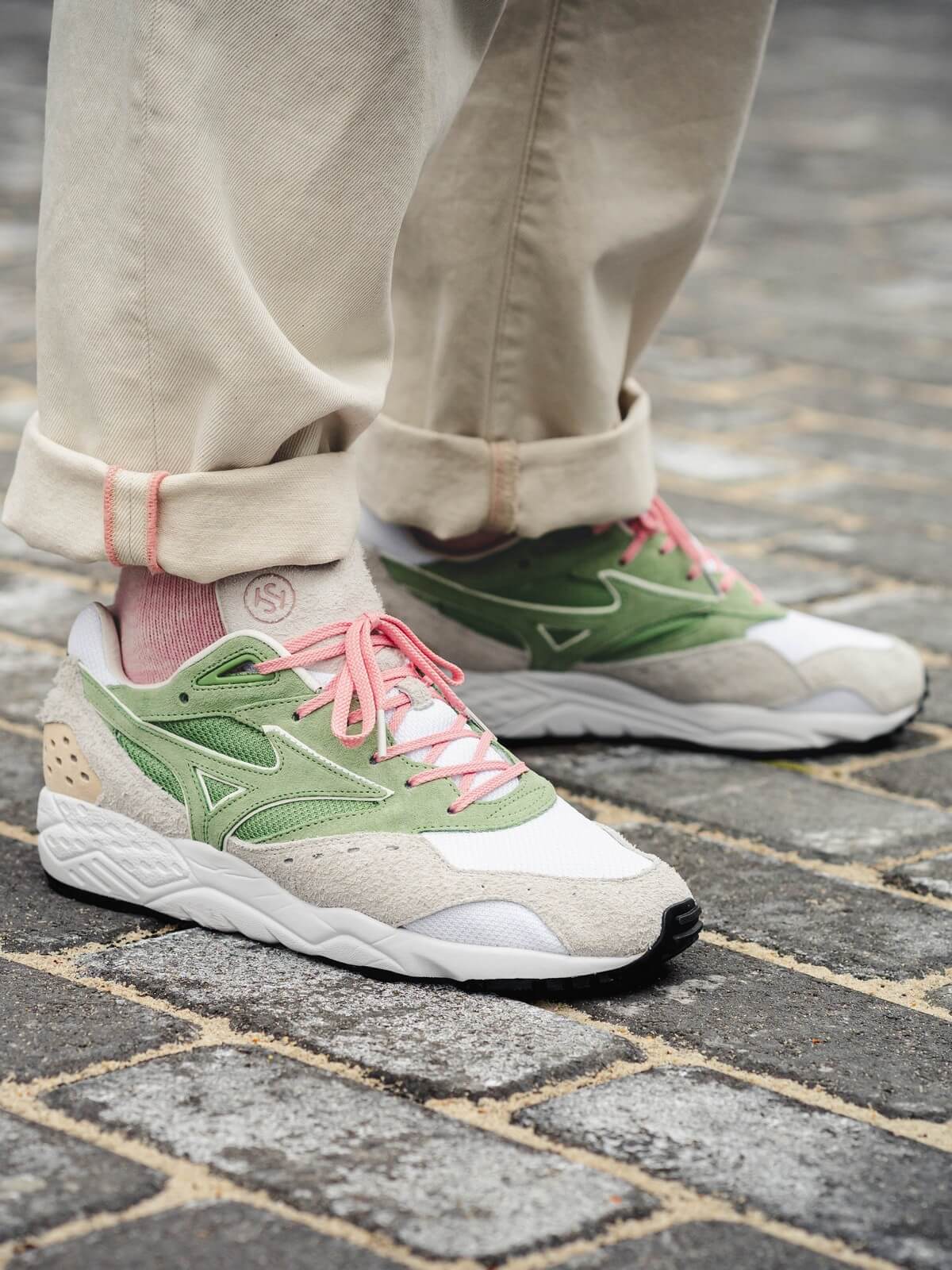 Mizuno x Hikmet Sugoer Contender „Snowdrop“