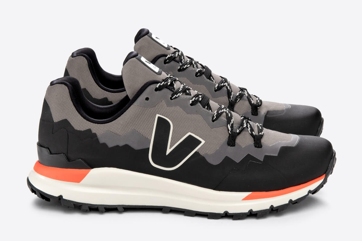 VEJA Fitz Roy Basalte Black