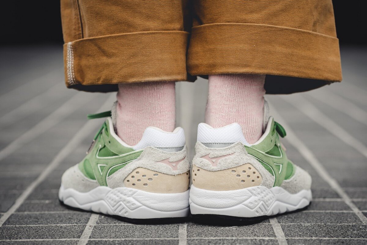 Mizuno x Hikmet Sugoer Contender "Snowdrop" - Whity Onyx / Green Moss / Antique Moss- D1GD222401