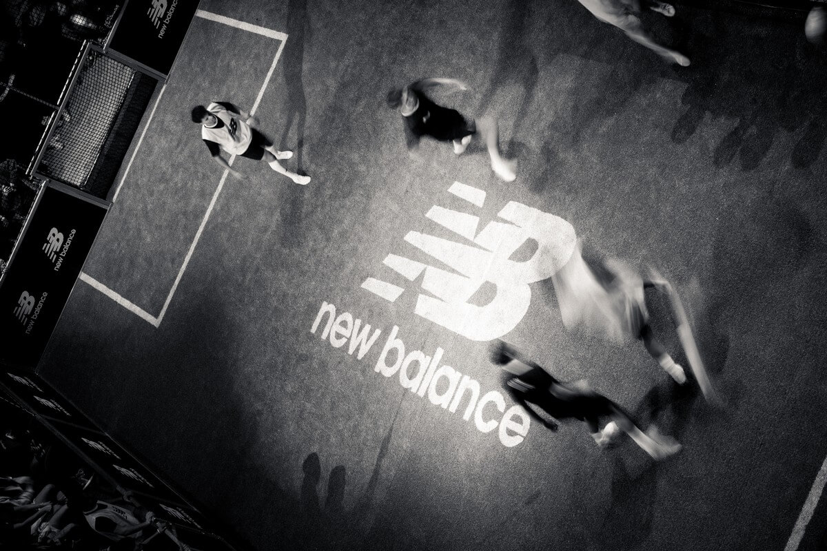 New Balance stellt im Deutschen Theater München neuen Furon 7 und Tekela 4 vor