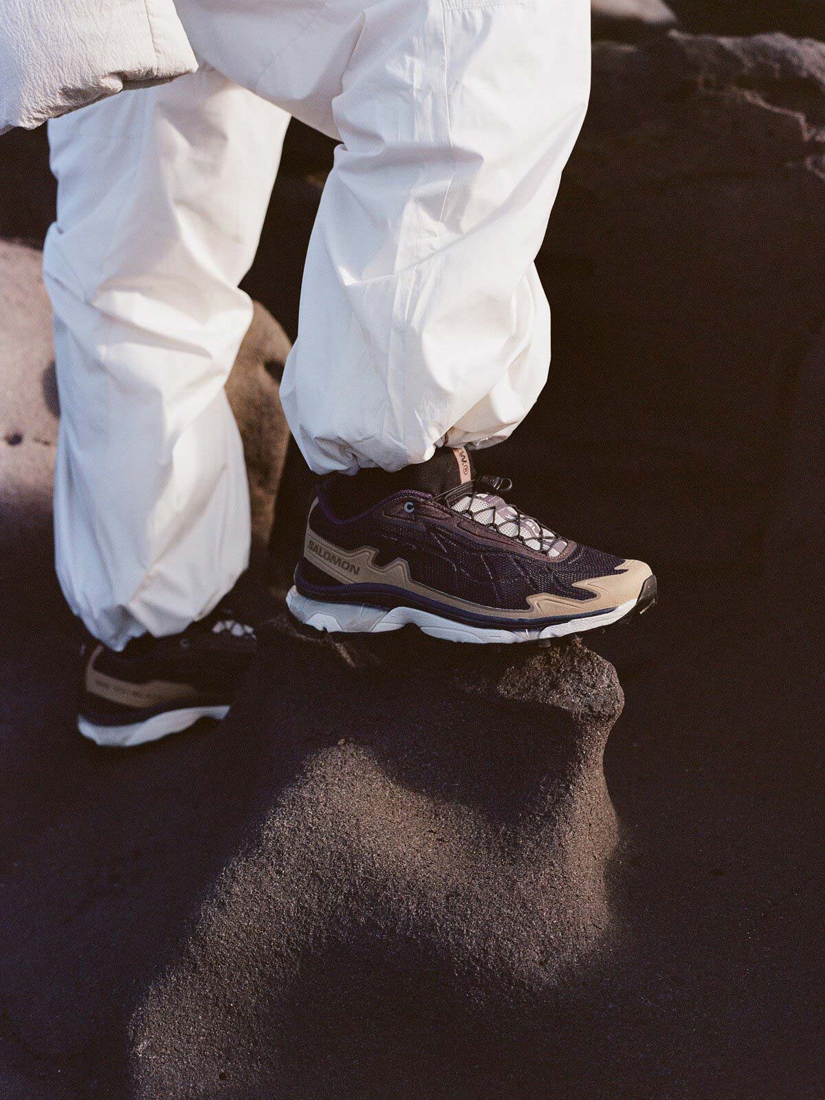 Salomon x Wood Wood - XT-SLATE - Black/Kelp/Nightshade - L47256400