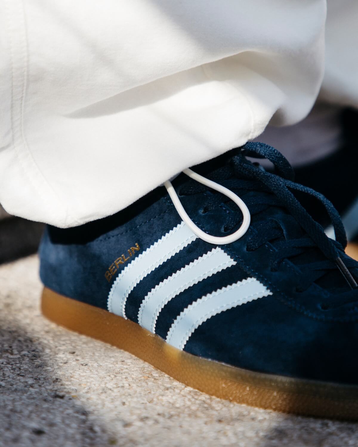 adidas Originals Berlin - Collegiate Navy / Vision Blue / Off White - GY7446