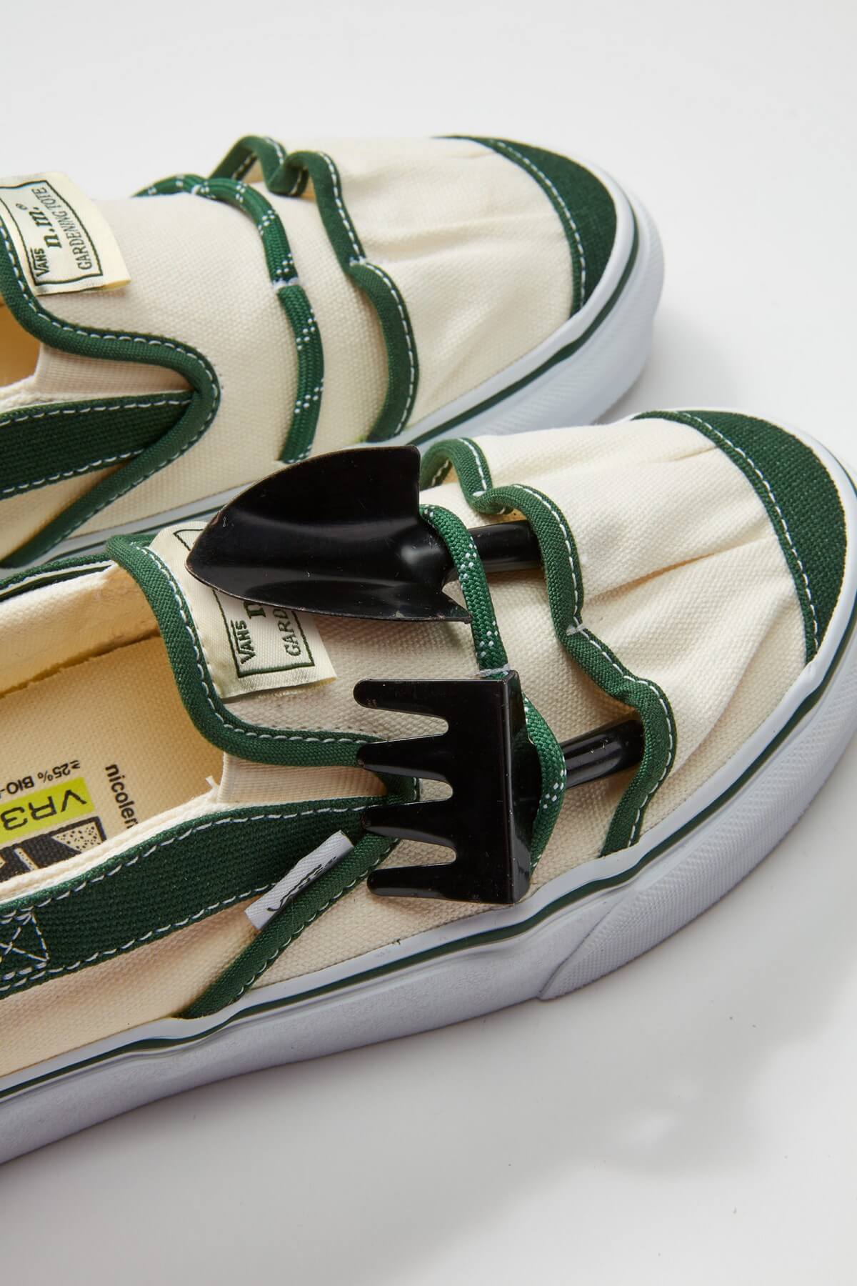 Vans Vault x Nicole Mclaughlin Slip-On VP VR3 LX - White / Green - VN0009VYWGR1