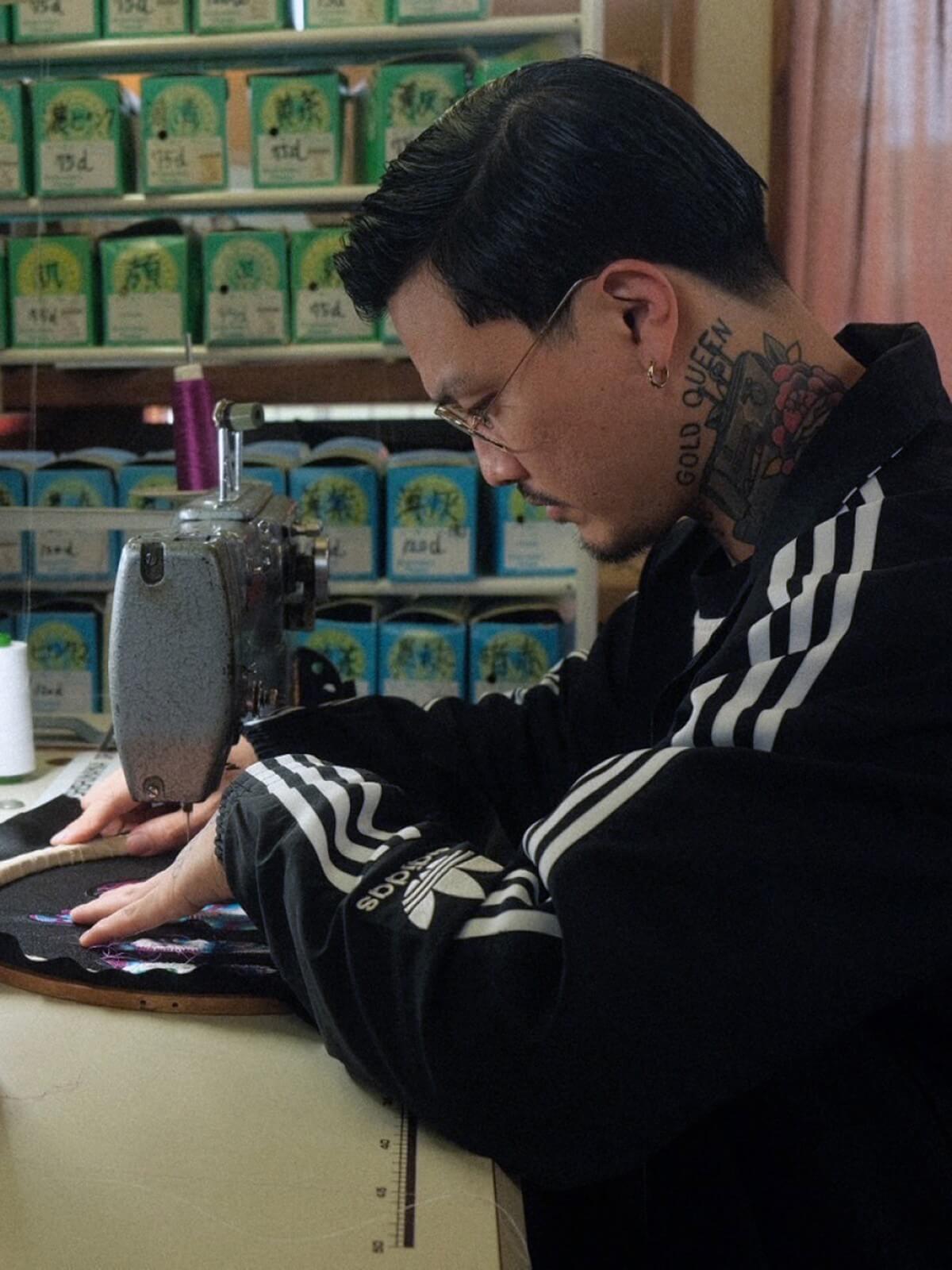 adidas Originals feiert "Home of Classics" Kampagne mit einer Ausstellung von kulturellen Sneaker Artefakten