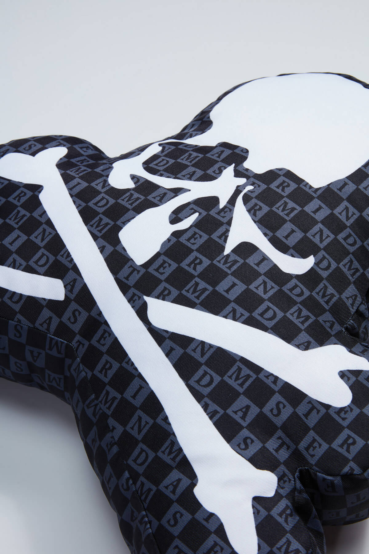 Vans Vault x MASTERMIND WORLD Cushion