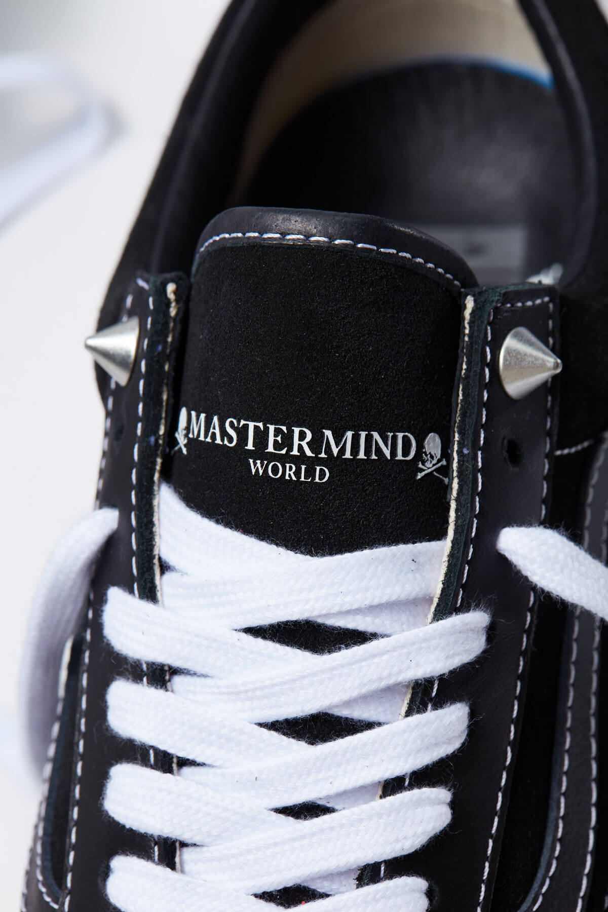 Vans Vault x MASTERMIND WORLD Old Skool VLT LX