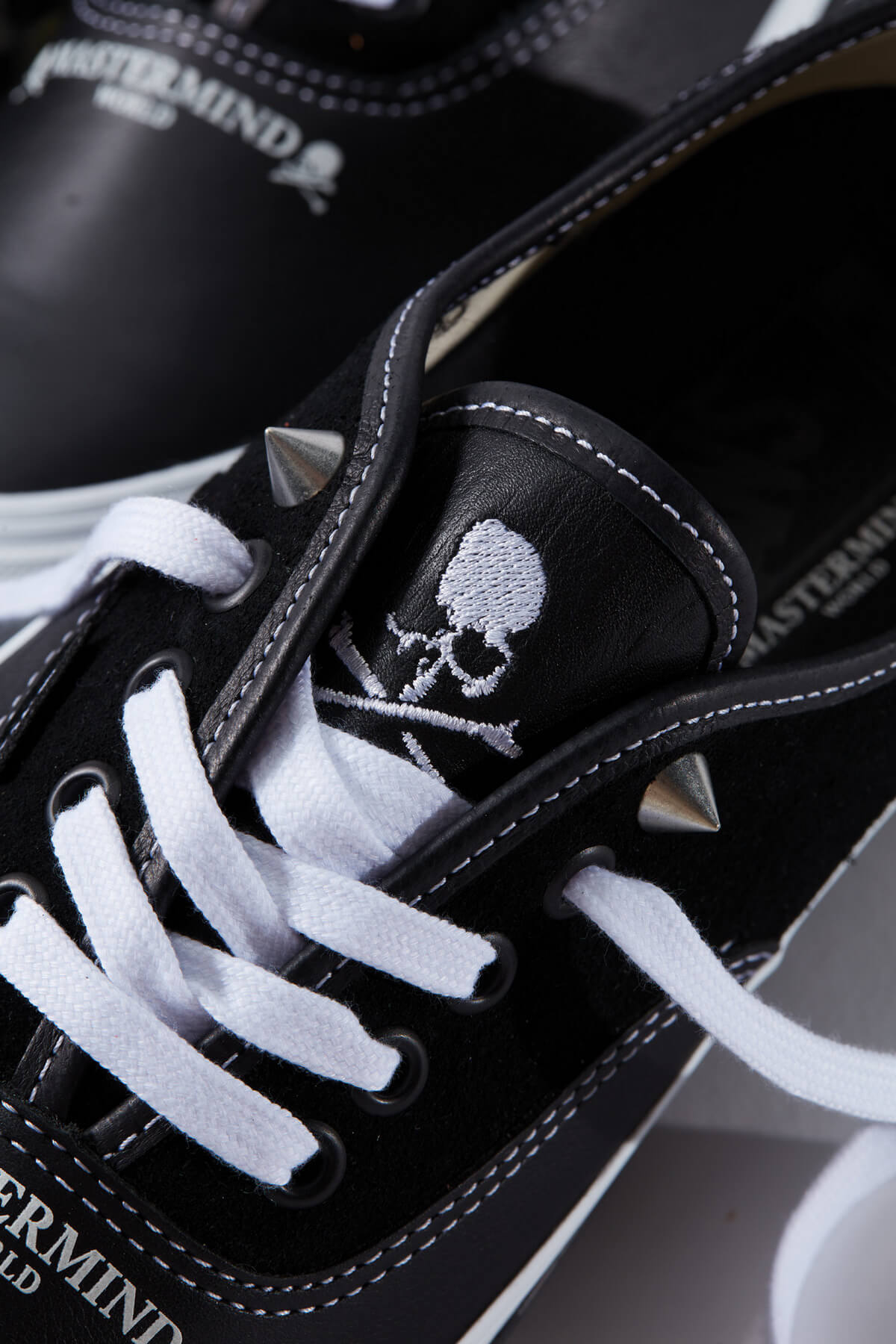 Vans Vault x MASTERMIND WORLD Authentic VLT LX