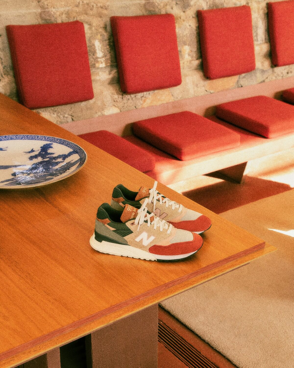 New Balance x Ronnie Fieg (Kith) x Frank Lloyd Wright Foundation "Broadacre City" - Beige/Chutney - U998KH1