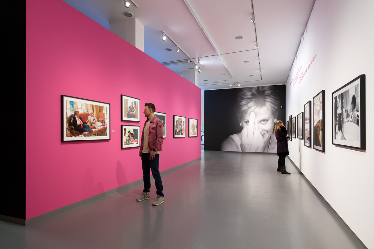 Ausstellungsansicht "Alison Jackson Truth is Dead", THIS IS NOT DONALD TRUMP / NRW Forum Düsseldorf, Foto: Katja Illner