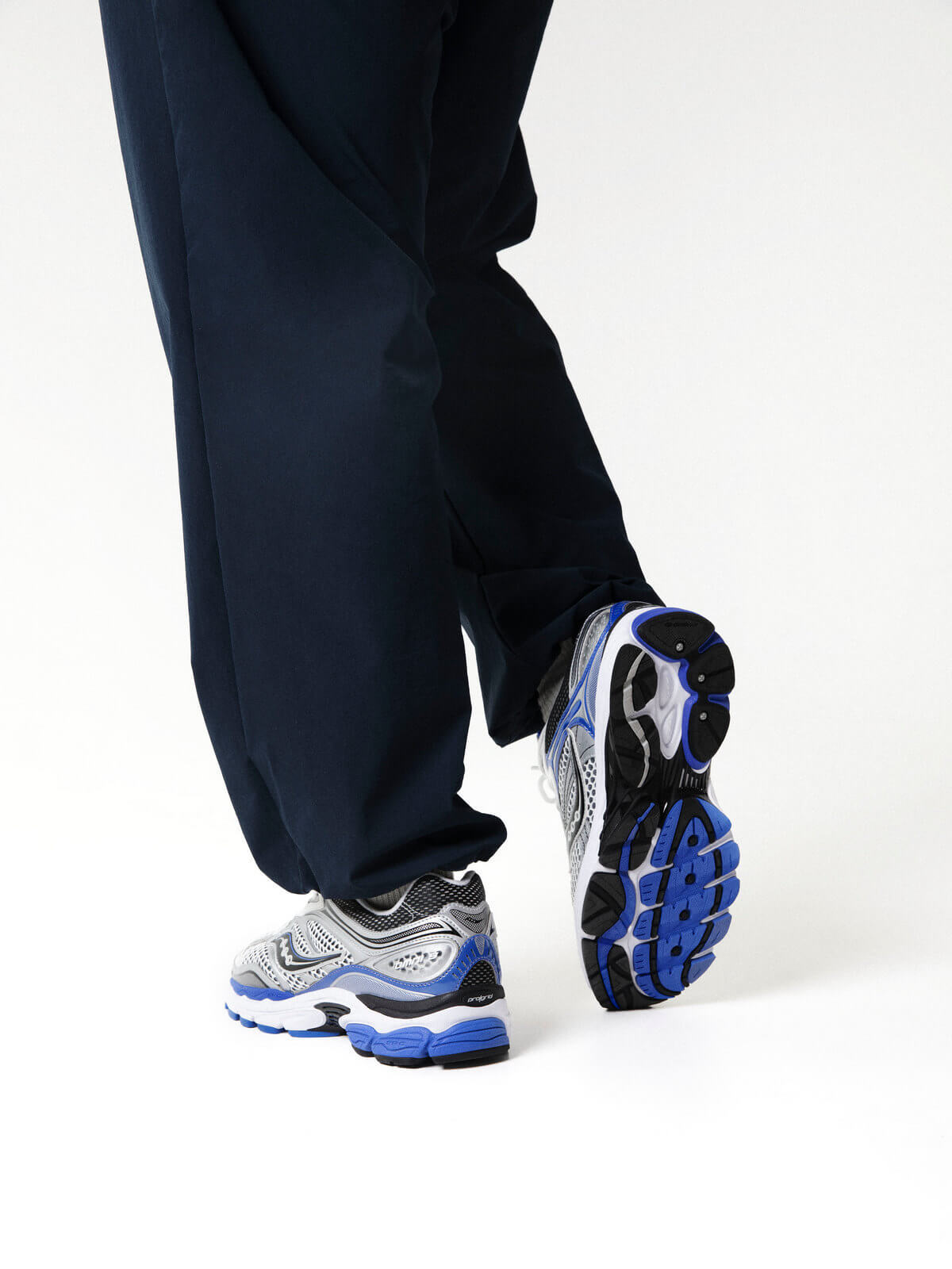 Saucony Originals Progrid Omni 9 OG - Silver / Blue - S70739-2