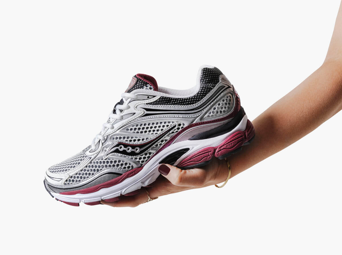 Saucony Originals Progrid Omni 9 OG - Silver / Red - S70739-1