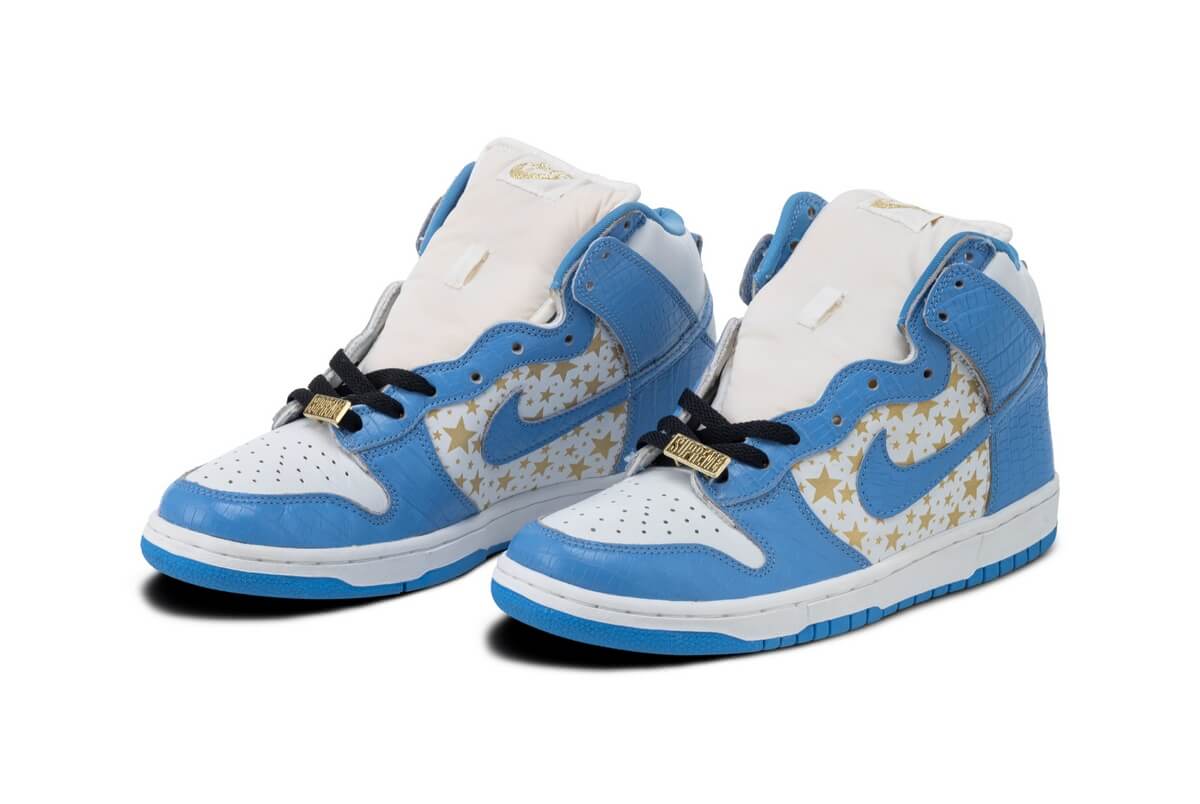 Nike SB x Supreme Dunk High Pro "University Blue"