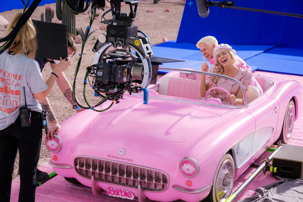 Ryan Gosling and Margot Robbie in Barbie "The Movie" - Behind the scenes