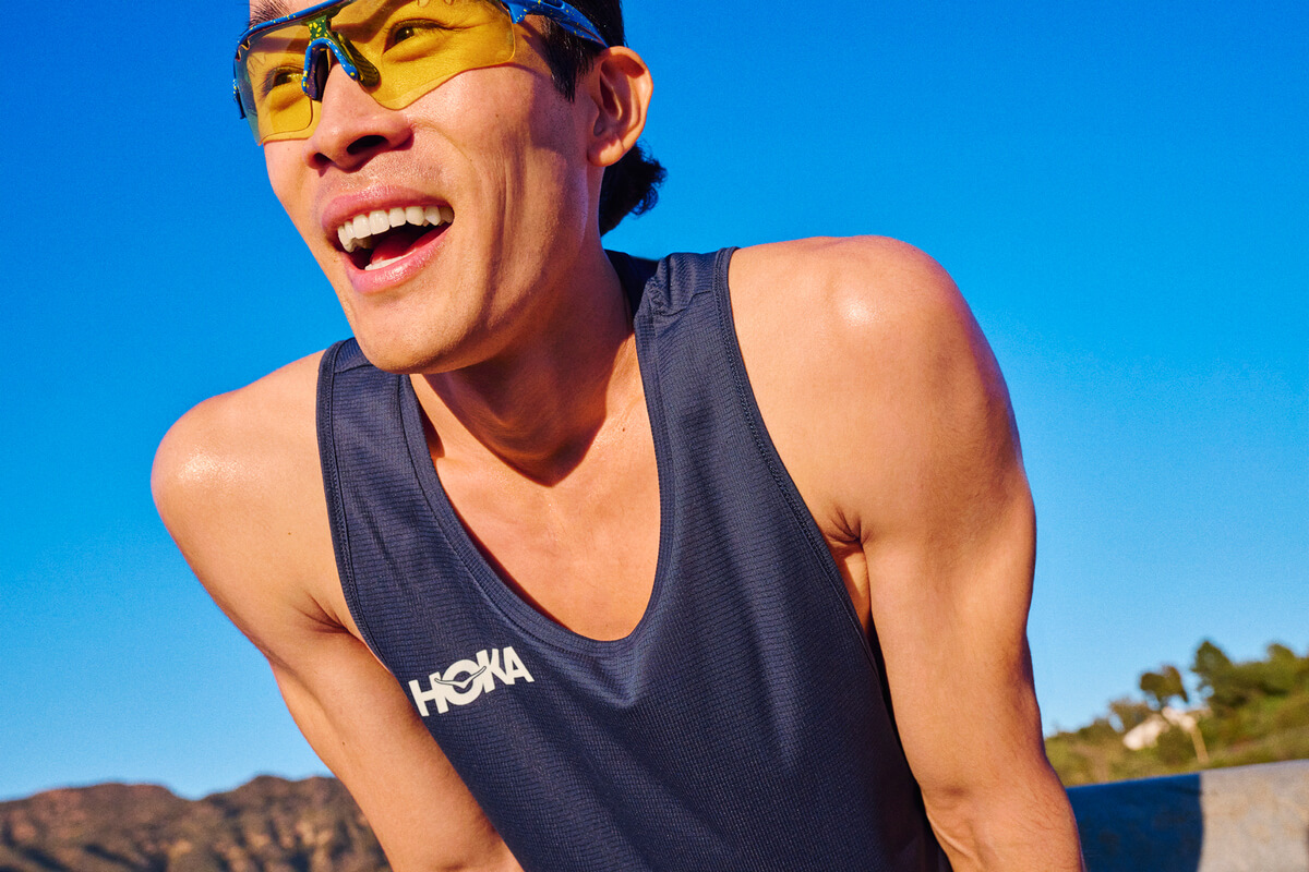 HOKA releast Kampagnenfilm "MURMURATION"