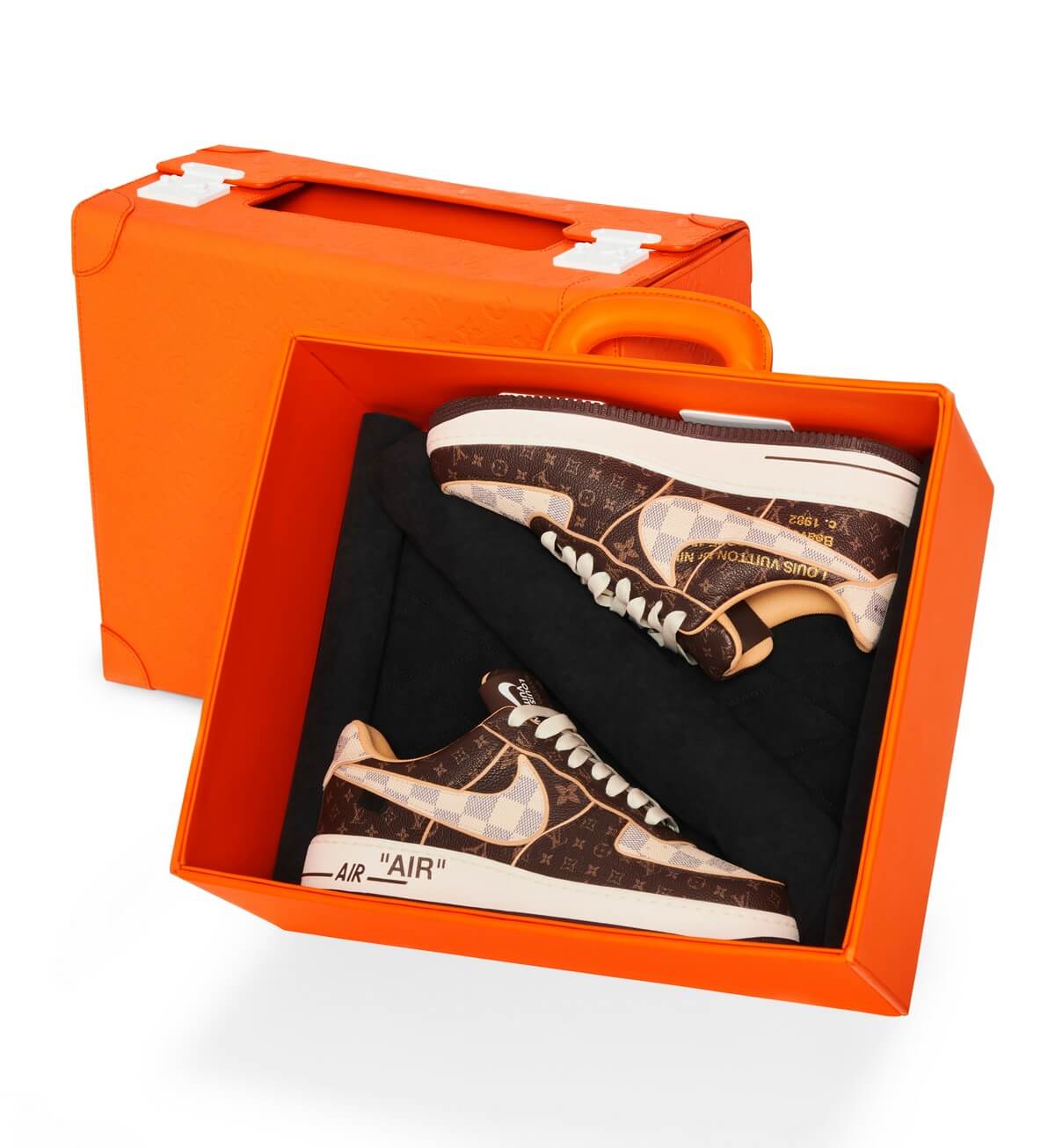 Sotheby’s New York Sneaker Auction „HEAT“