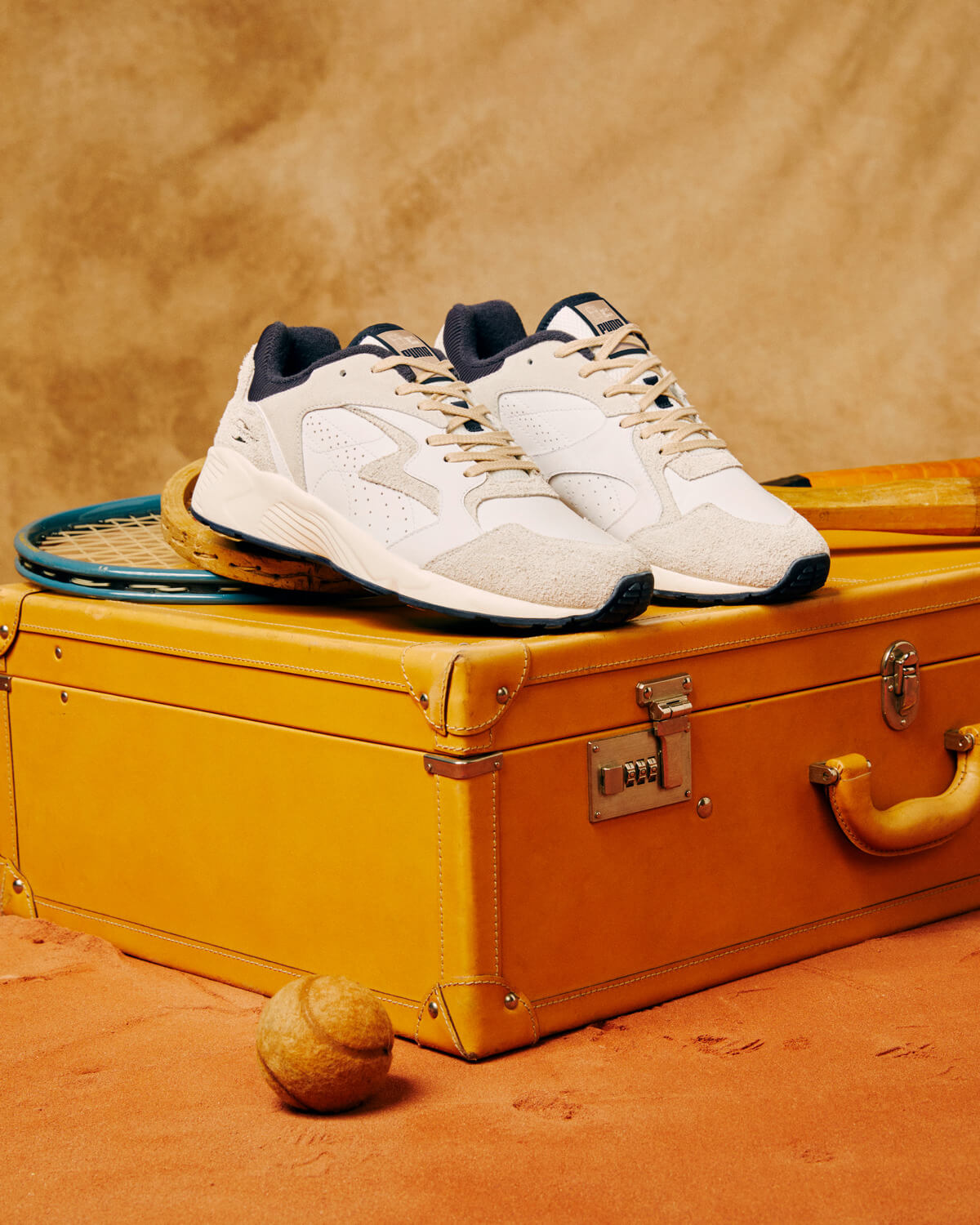Puma Prevail "Service Line" - White - 392526-01