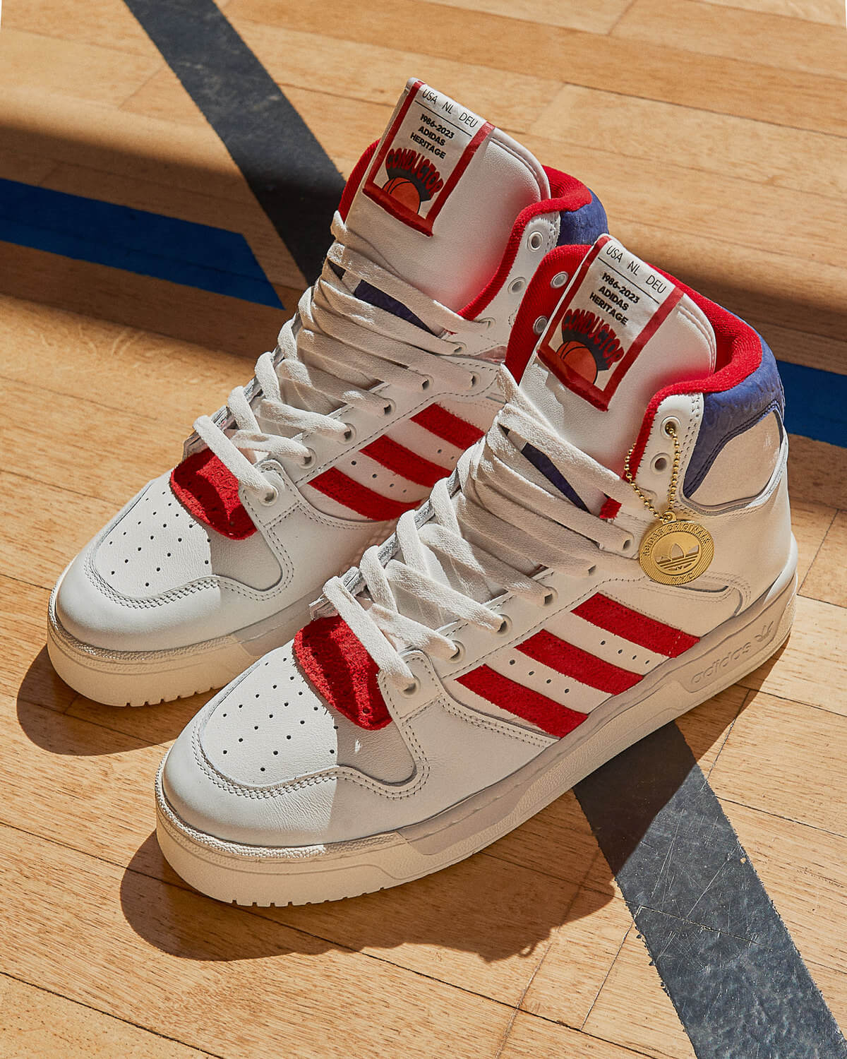 adidas Originals Conductor High "Collective Series" - Chalk White / Scarlet / Grey One - IE9938