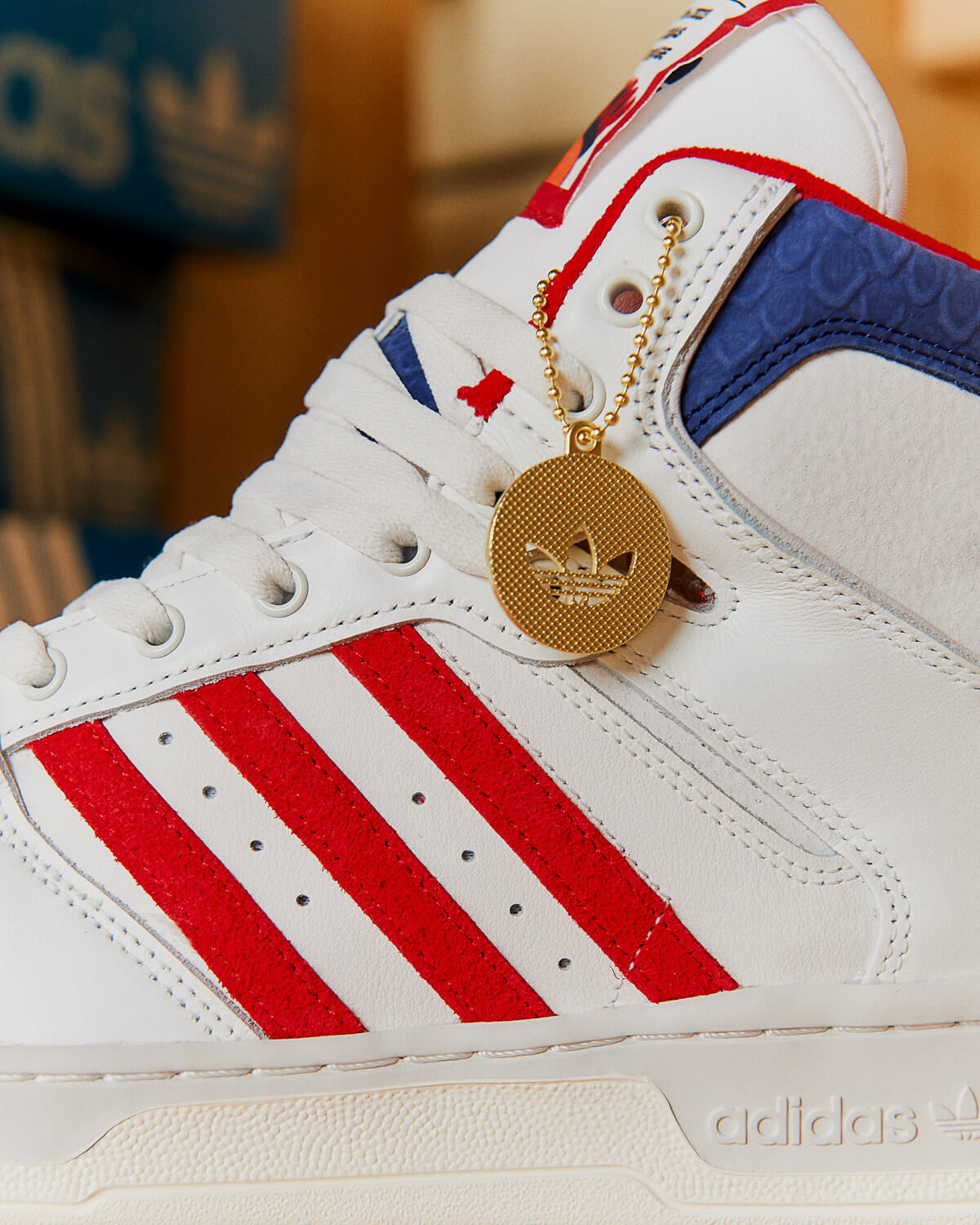 adidas Originals Conductor High "Collective Series" - Chalk White / Scarlet / Grey One - IE9938