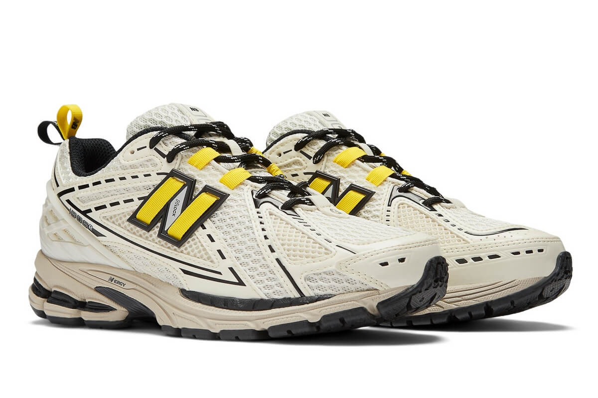 New Balance x GANNI 1906R - Egret - M1906RGG