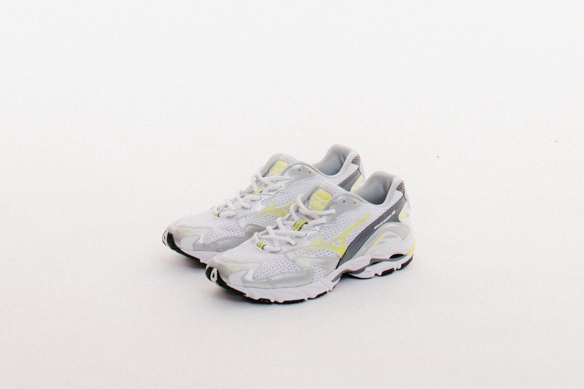 Mizuno Wave Rider 10 "Metallic Pack" - White / Sunnylime / Silver - D1GA2104-11