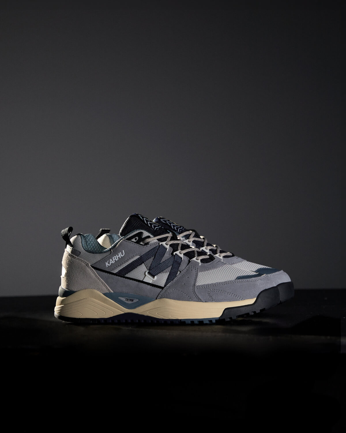 Karhu Fusion XC - Ultimate Gray / India Ink - F830006