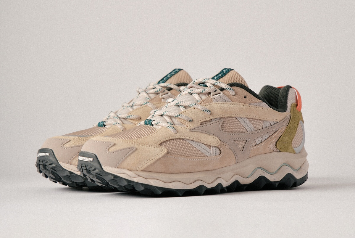 Wave Mujin TL - Silver Cloud / White Sand / Cedar - D1GA236401