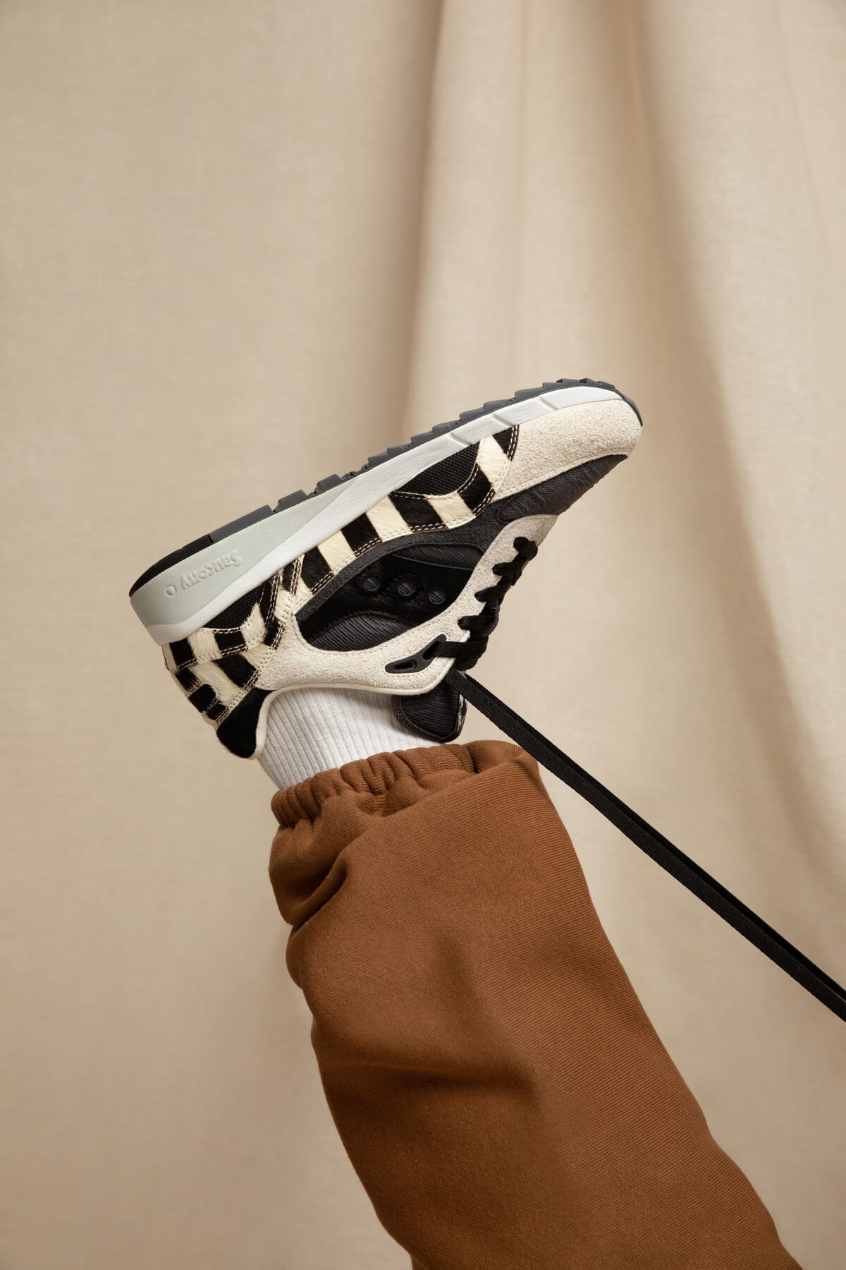 Saucony x Saucony Shadow 6000 „Good Manner Raccoon“
