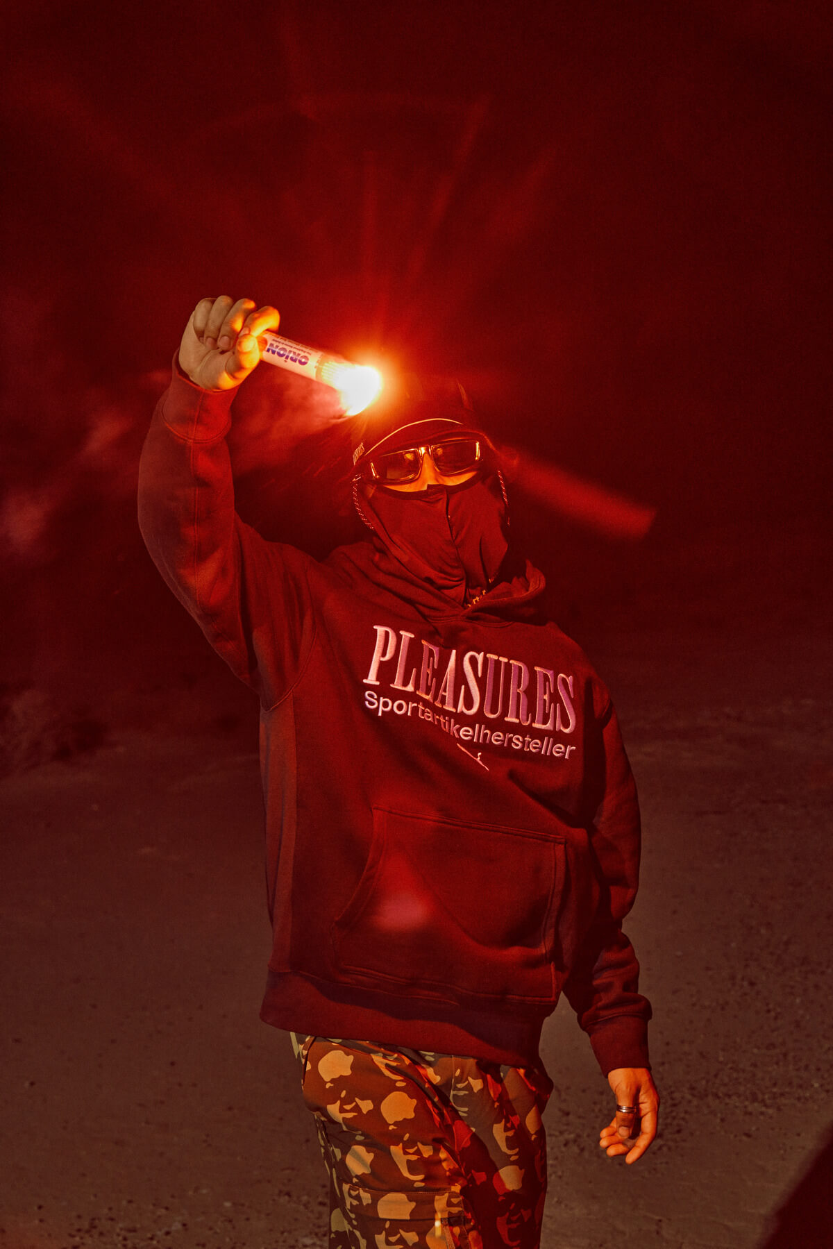 Puma x Pleasures Sportartikelhersteller Hoodie