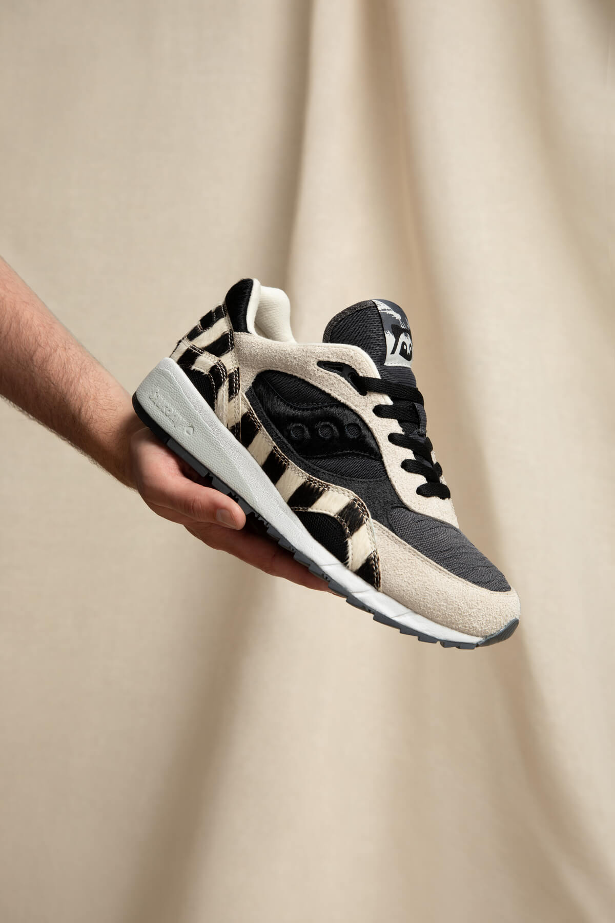 Saucony x Saucony Shadow 6000 "Good Manner Raccoon" - Grey/Beige - S70781-1