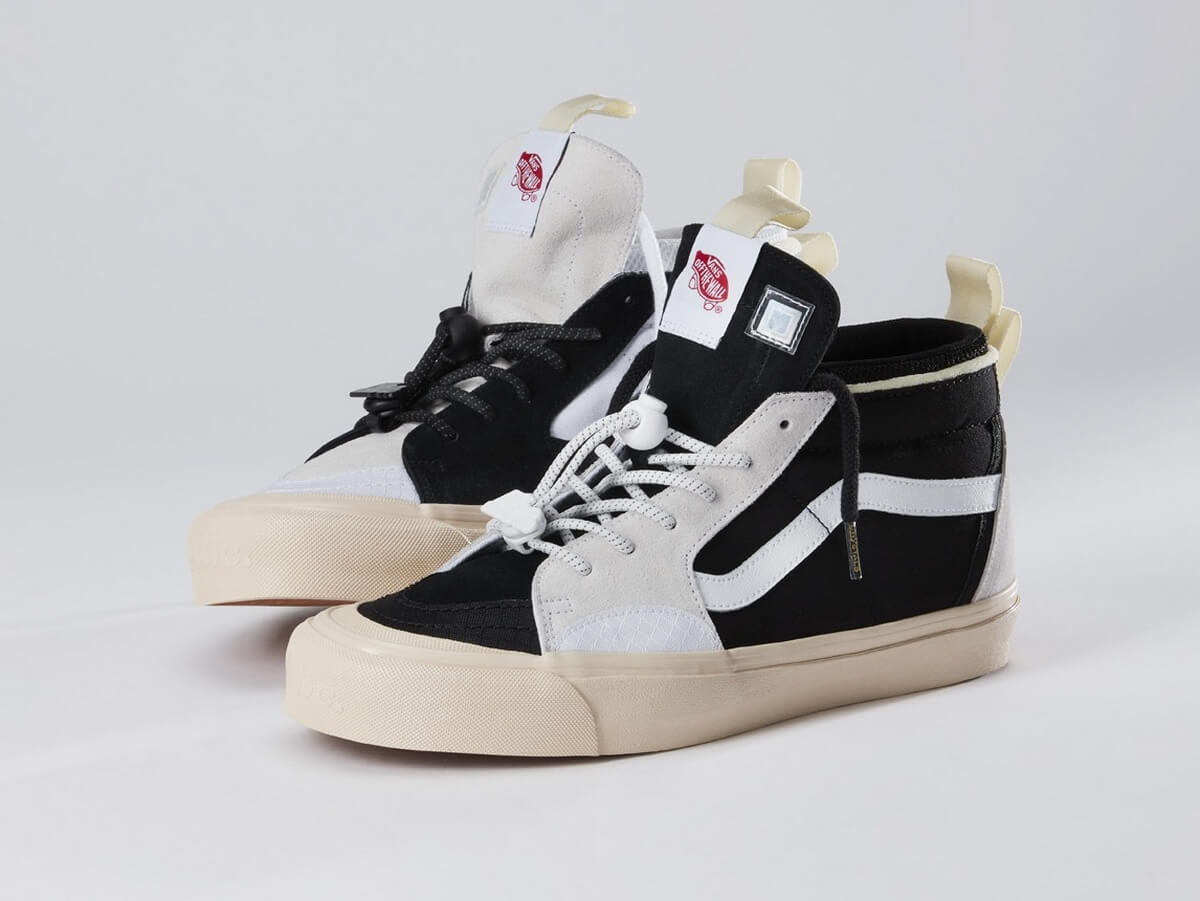 VANS x Advisory Board Crystals (Abc.) Sk8-Hi EXT - Mismatch Black / White - VN000BW6BZW1