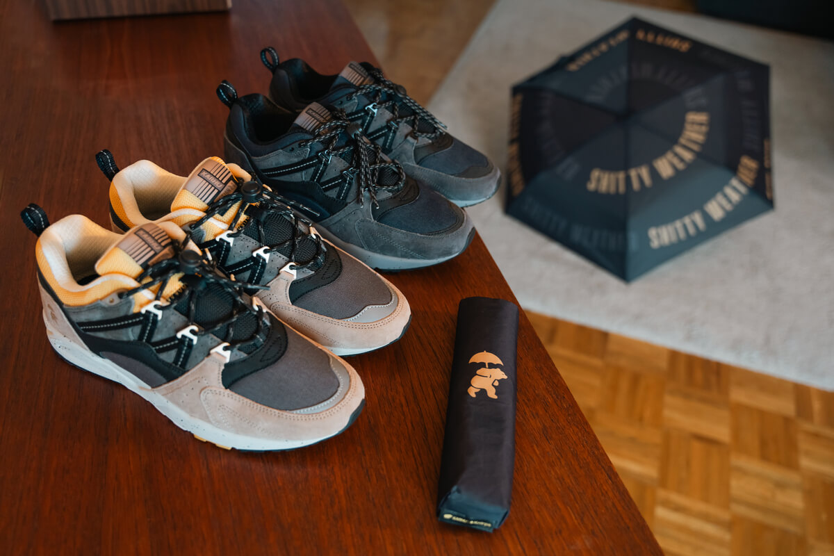 Karhu x Knirps Fusion 2.0 "Shitty Weather" - Silver Mink / Jet Black - F804161 & Plum Kitten / Jet Black - F804160