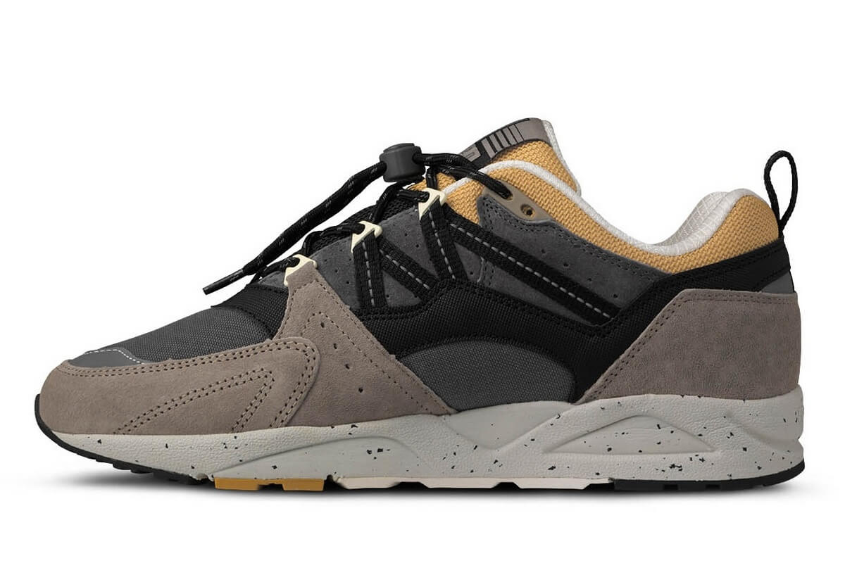 Karhu x Knirps Fusion 2.0 "Sh*tty Weather" - Silver Mink / Jet Black - F804161
