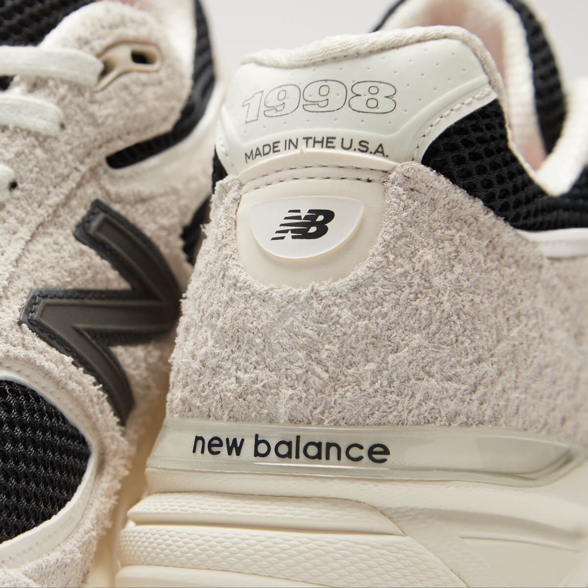 1998 heel tab: New Balance x Joe Freshgoods - U990JR4 - Marshmallow / Pirate Black