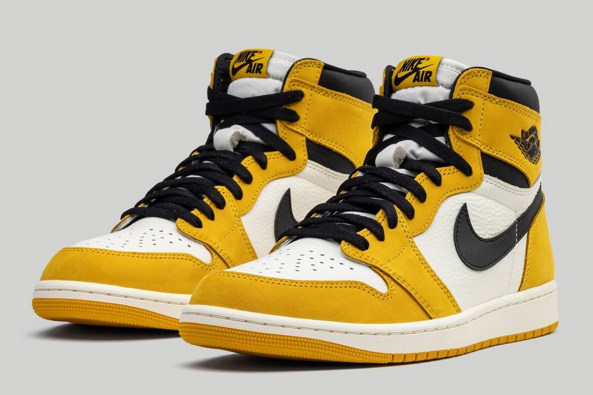 Nike Air Jordan 1 Retro High OG "Yellow Ochre" - Yellow Ochre/Black/Sail - DZ5485-701